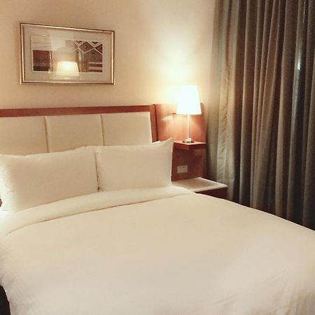 Elegance Hotel Taipei Dış mekan fotoğraf