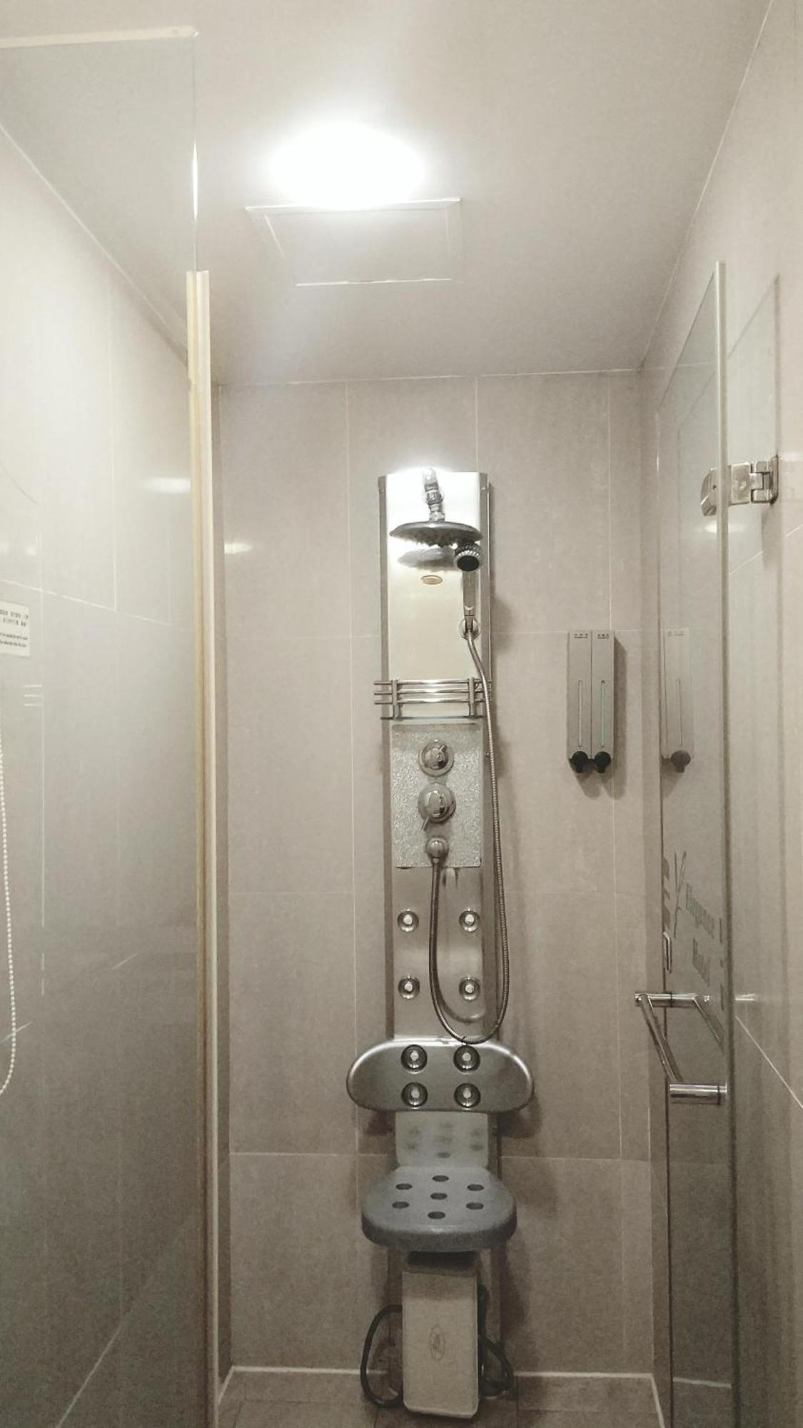 Elegance Hotel Taipei Dış mekan fotoğraf