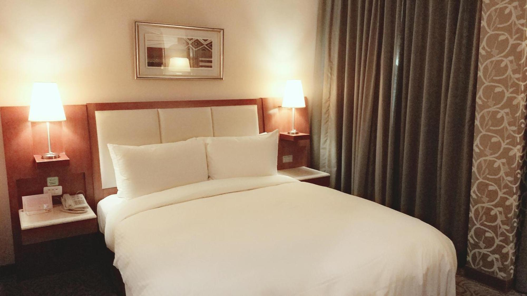 Elegance Hotel Taipei Dış mekan fotoğraf
