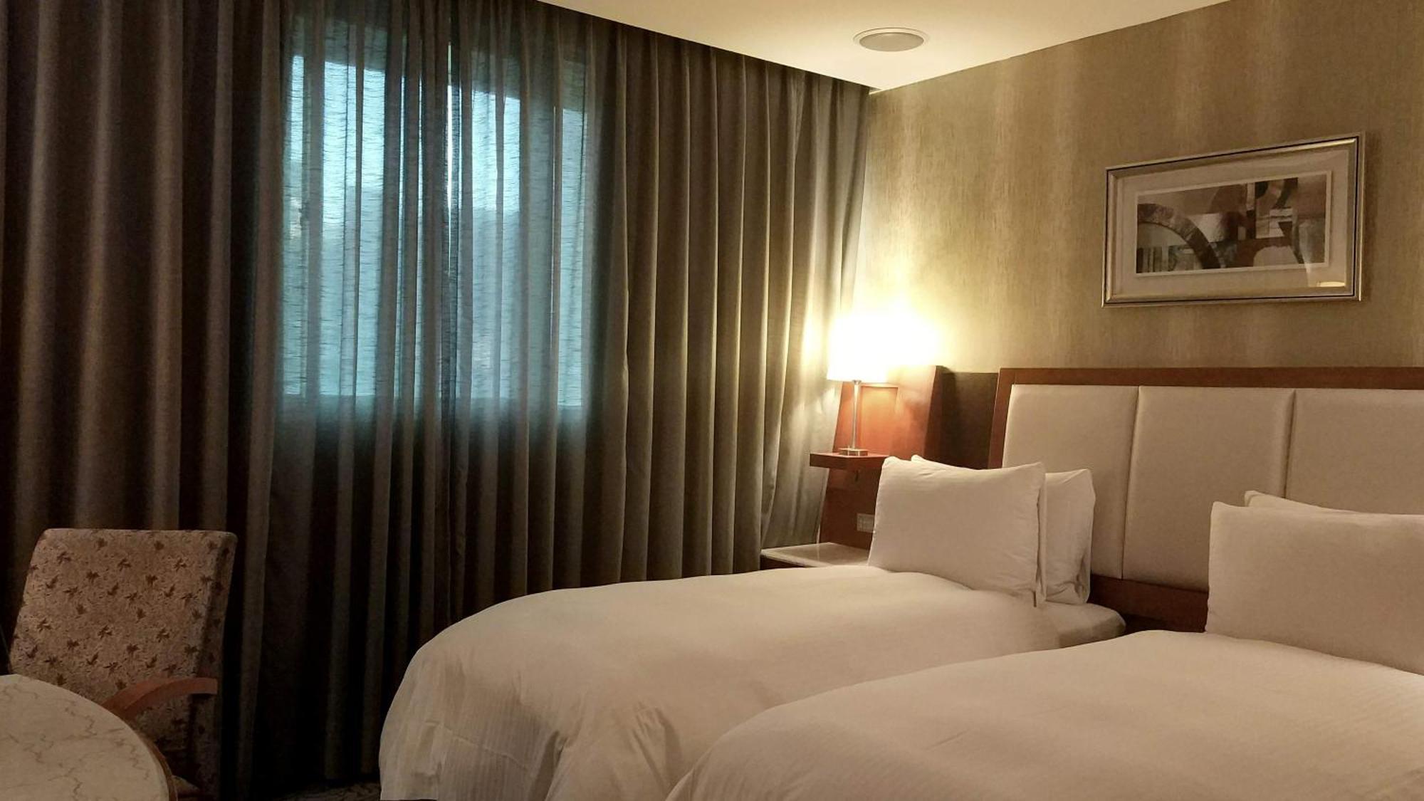 Elegance Hotel Taipei Dış mekan fotoğraf